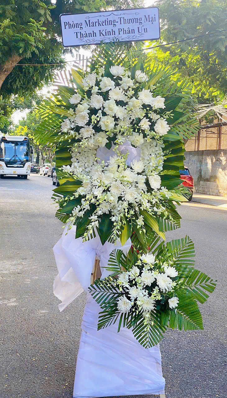 Vòng hoa chia buồn - 414